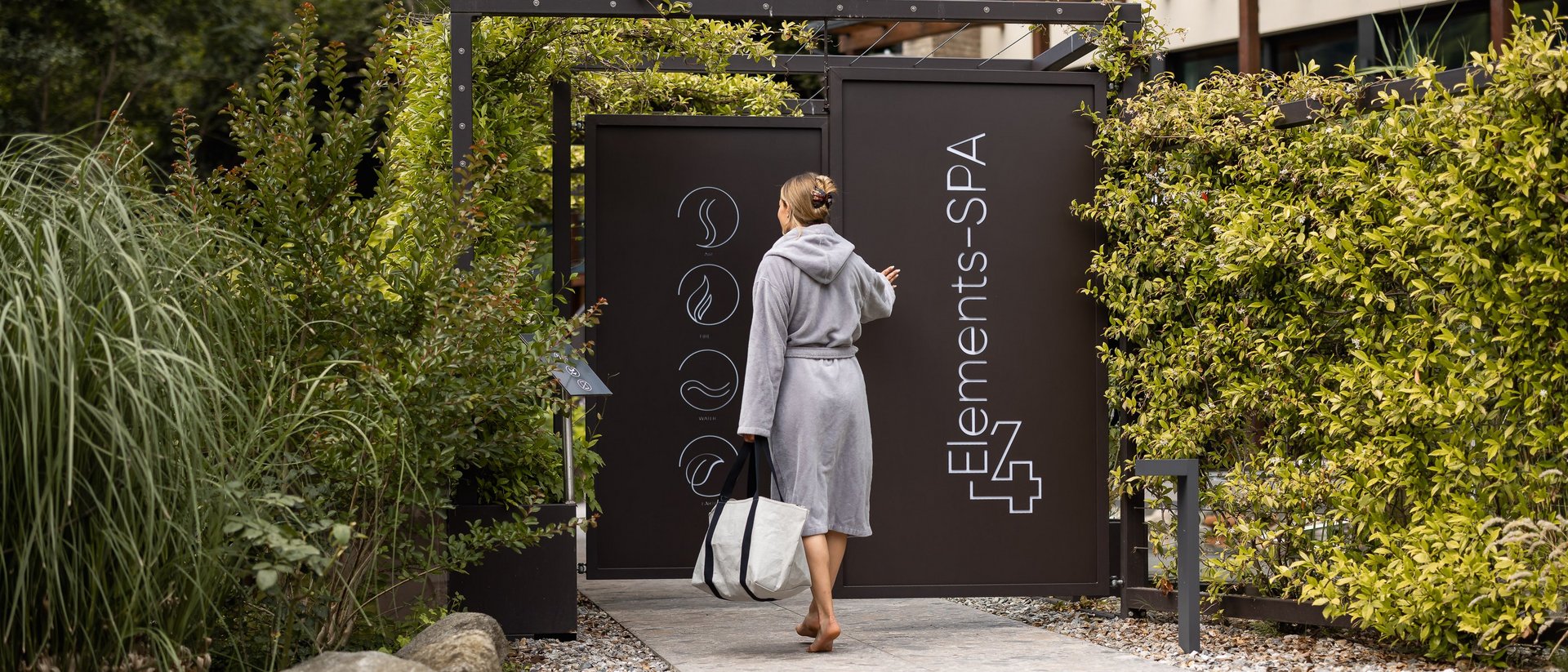 Luxus-Wellness auf höchstem Niveau Luxus-Wellness auf höchstem Niveau